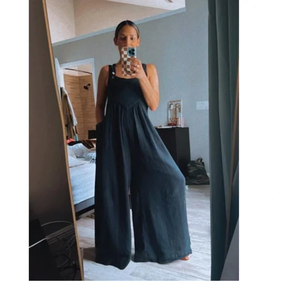Free People Sun Drenched Overalls Black Sleeveless Jumpsuit Button Details S NWT - Picture 6 of 13